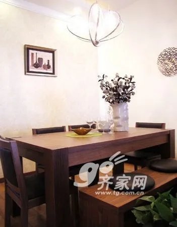 阳台变榻榻米书房 成都妈妈12万装咖啡小屋