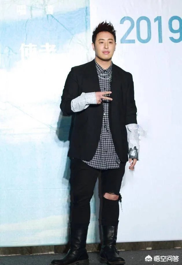 潘玮柏最火的时候到底有多火？有没有照片或者数据可以说明？