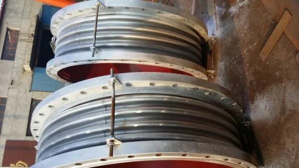 膨胀节 和波纹补偿器有什么区别