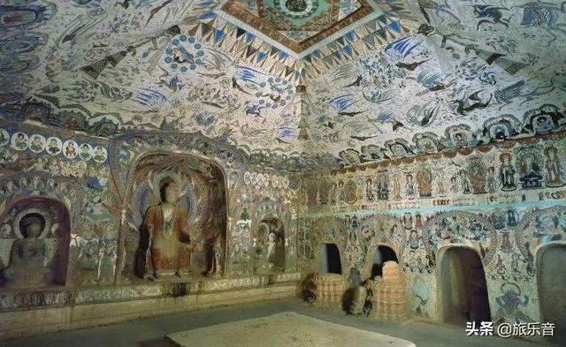 敦煌雨势加大，莫高窟崖体有碎石掉落暂停开放，凡已预订今日门票未出票订单可退，已出票需窗口办理退票。你怎么看？