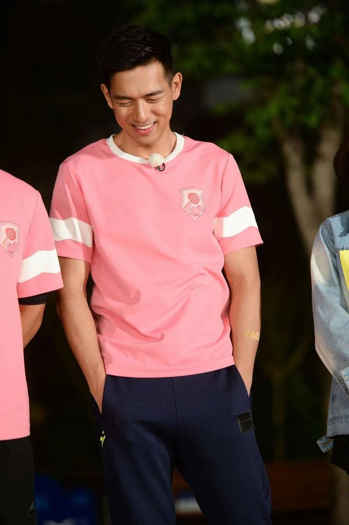 12厘米李现是个什么梗什么意思 李现成名前有哪些黑历史天涯深扒