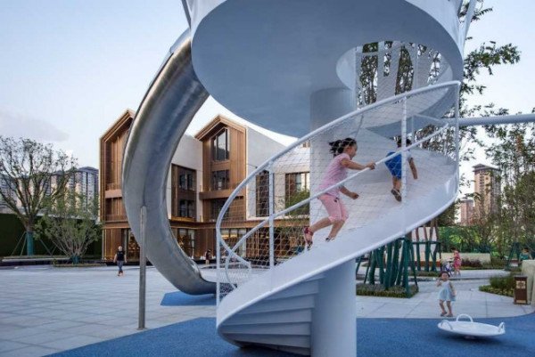 儿童滑滑梯有哪些分类