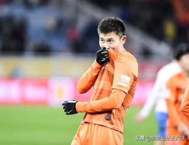 如何评价山东鲁能球员周海滨？