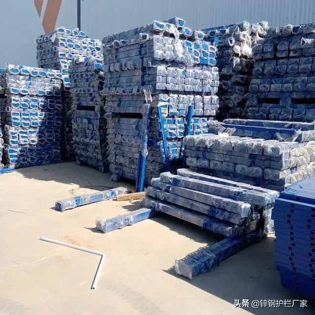 锌钢护栏多少钱一米价？