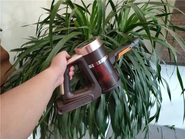 Shark吸尘器是国产吗？