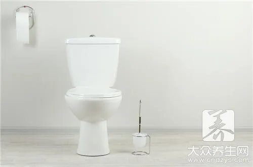 马桶堵了怎么办？就用这几招！