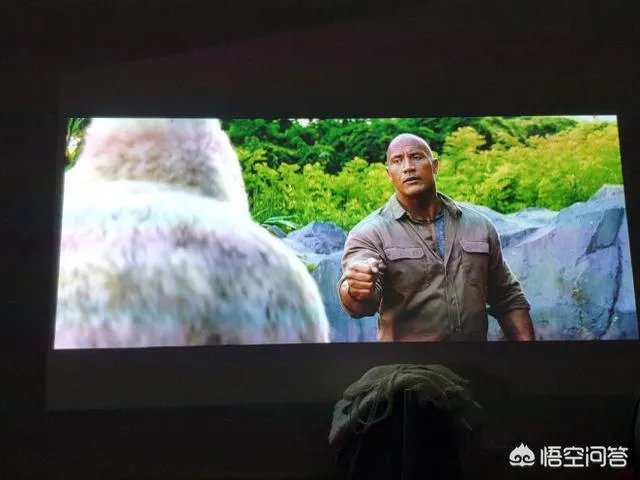 投影哪个牌子价格便宜又好用清晰？