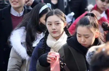 上戏艺考表演系考什么