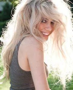 森雅·特霍米契的简介