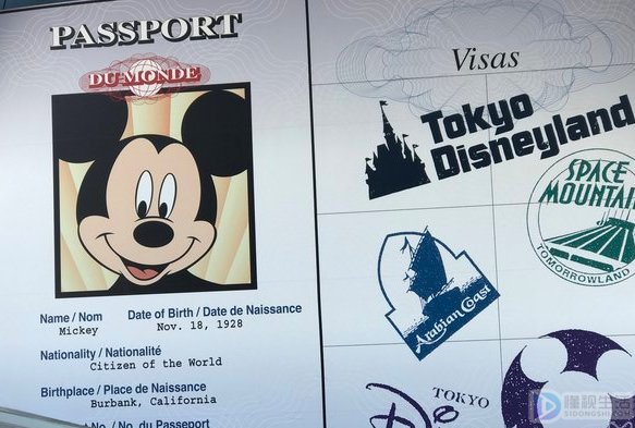 著名卡通形象米老鼠单手有几根手指