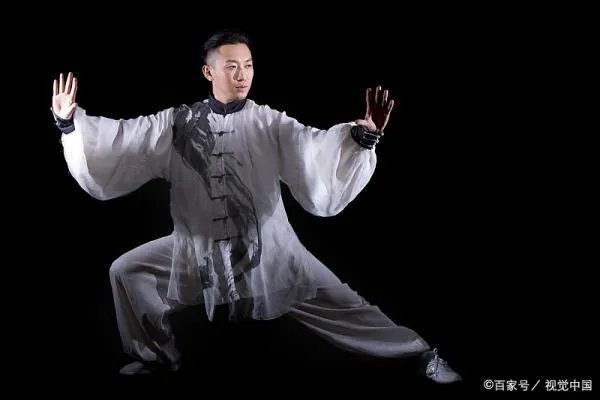 中国大力士龙武的运动生涯是什么样的？龙武的个人生活是什么样的？