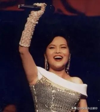 龙飘飘经典老歌50首