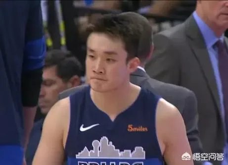 丁彦雨航拿了两届CBA常规赛MVP，为何在NBA地位远不如周琦？