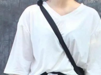 肩宽的女生穿衣有什么搭配技巧？