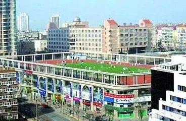 昆明一小学建“空中操场”，学生都去楼顶运动了，你怎么看？