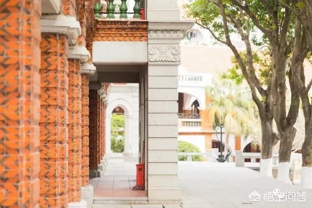 外地游客去厦门集美有什么好吃好玩的可以推荐？