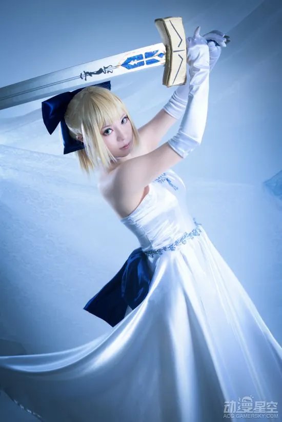 日本小姐姐各色Saber COS秀 被束缚的呆毛王