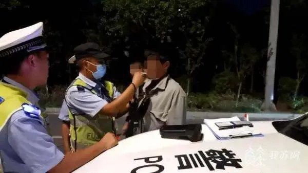 男子醉驾连撞6车竟甩锅给妹妹，交通事故顶包要负什么责？