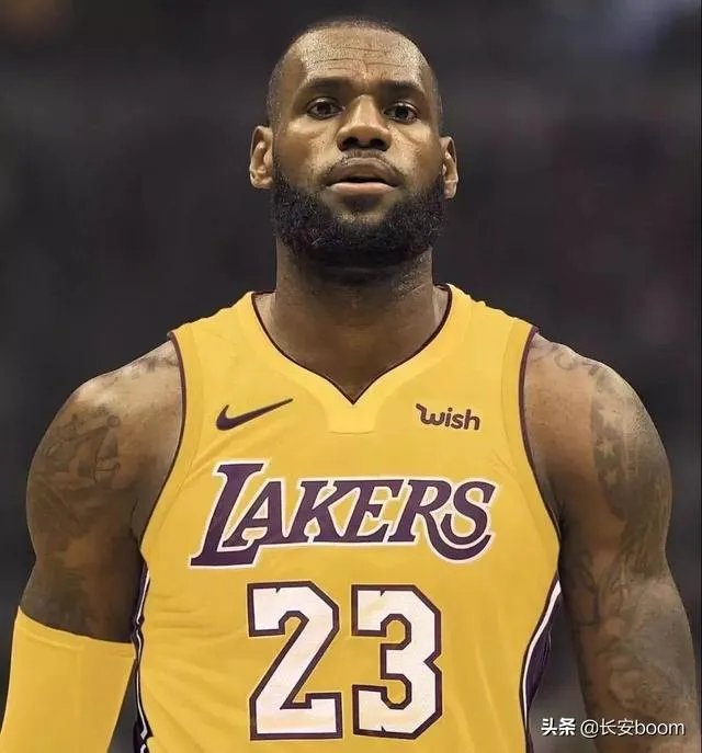 你期待NBA早日复赛吗？