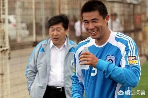 本应闪耀在欧洲足坛的董方卓，为何在后期连中甲都踢不上？