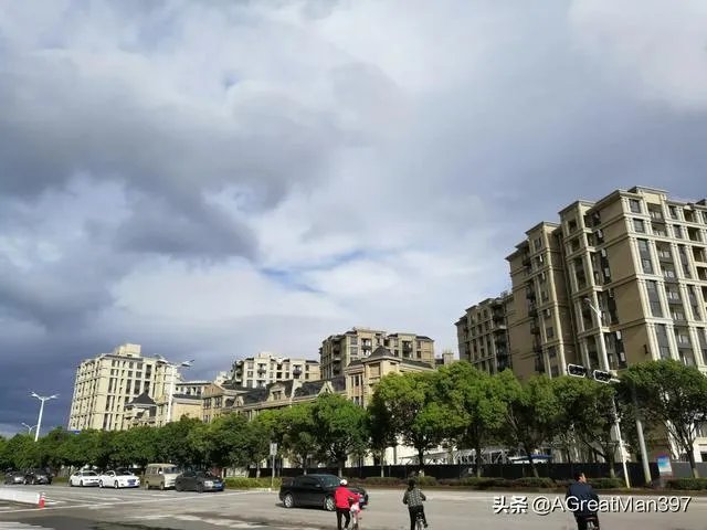 昆明房价5年涨8成，哪个片区发展得更好？