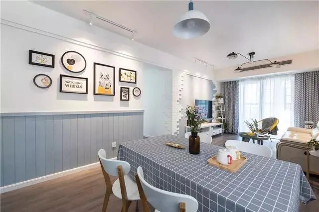 如何打造令人羡慕的房子？淡雅色调和简单家具就够了！