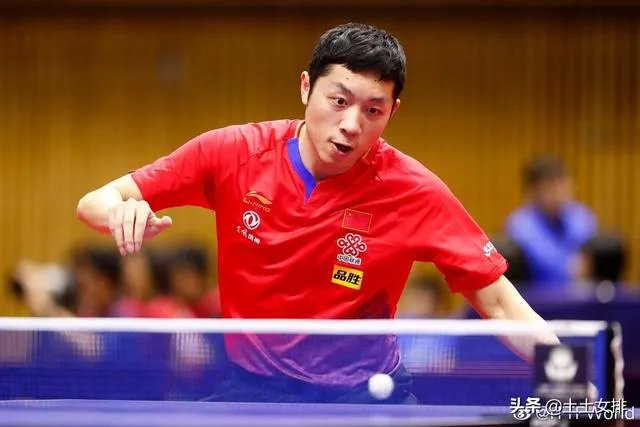 许昕晋级四强后谦虚表示，半决赛无论是对阵樊振东还是林高远自己都打不过，如何评价？