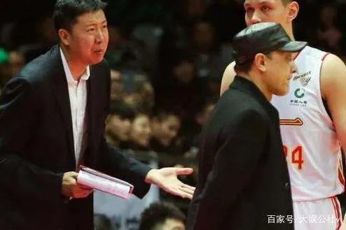 八一男篮退出CBA，球员可以转会，王治郅该怎么办？