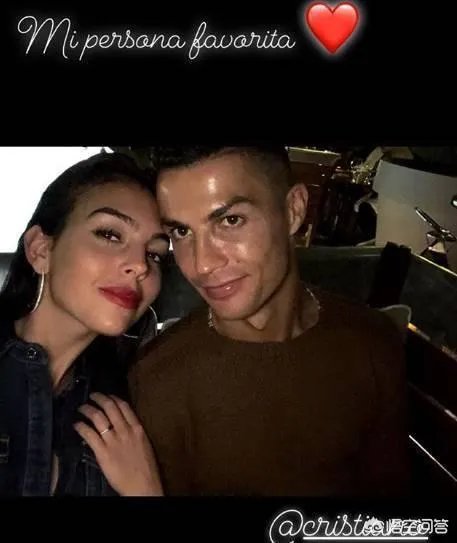 C罗向乔治娜求婚成功， 大家觉得店员出身的“罗嫂”怎么样？