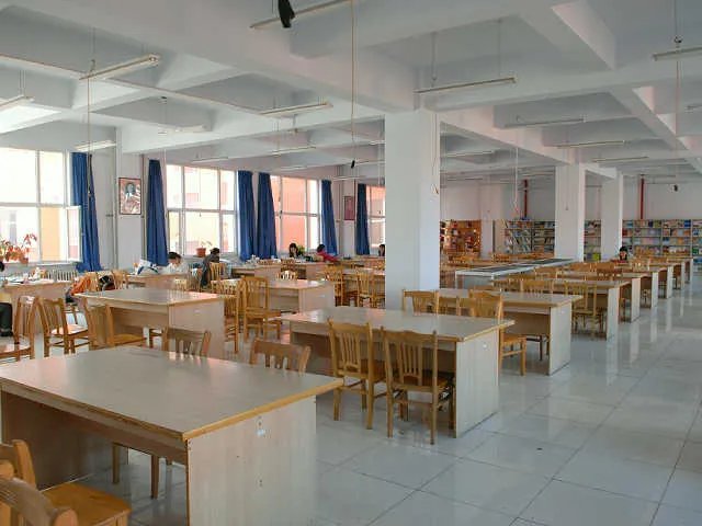 吉林财经大学图书馆的本馆概况