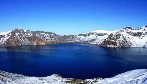 曝长白山天池出现不明物体是什么情况 长白山天池不明物体是外星人吗