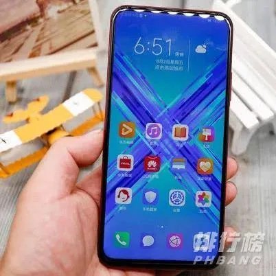 2020荣耀最值得购买的手机_华为荣耀哪款手机性价比高