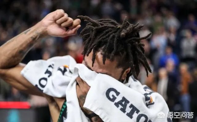 罗斯在对阵爵士的比赛中，狂砍50分，大家怎么看？