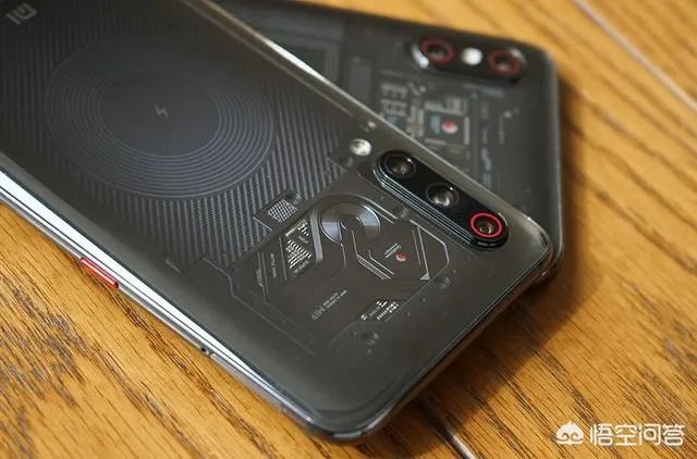 小米9透明版和透明尊享版的区别是什么？