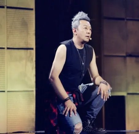 郭涛个人资料身高大公开 绝不会让孩子涉及娱乐圈