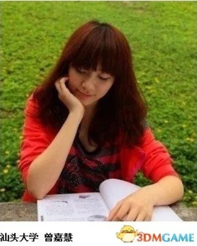 深大校花温健婷新旧照片对比：青涩退去变优雅