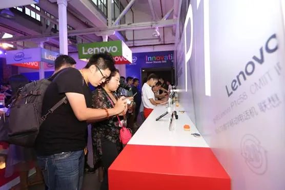 超长待机 极致快充 联想P1手机8日正式发售