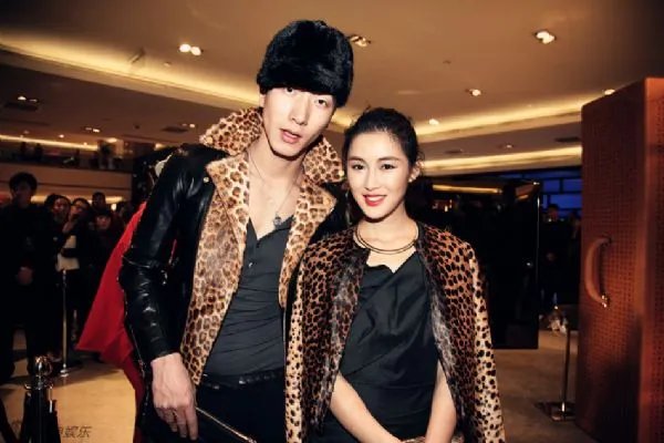 快乐大本营张亮妻子曝光 被称拯救了银河系