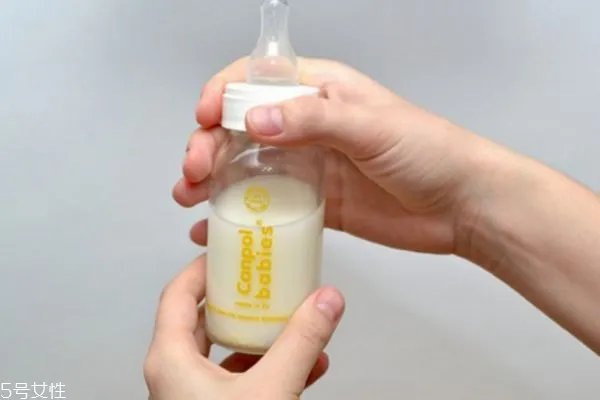 奶粉不容易溶解怎么回事 奶粉不易溶解怎么办