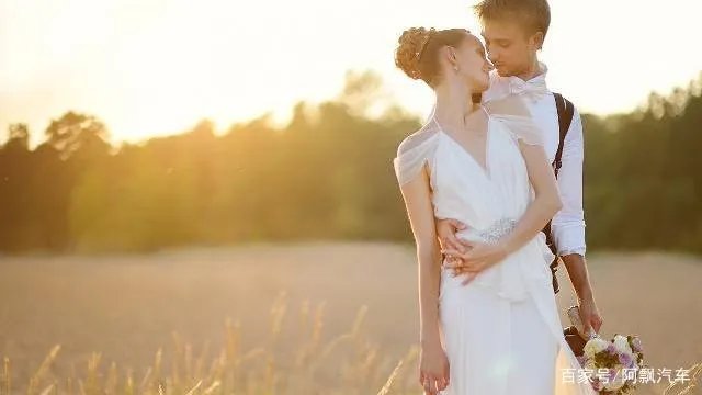 “Ella生育后遗症”引热议，女人们承受了什么？