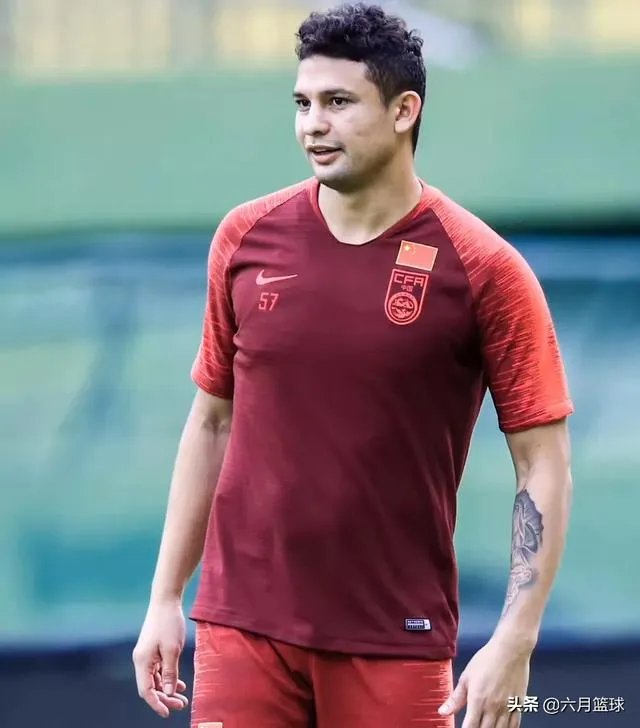 李铁与中超群星亮相归化仅1人