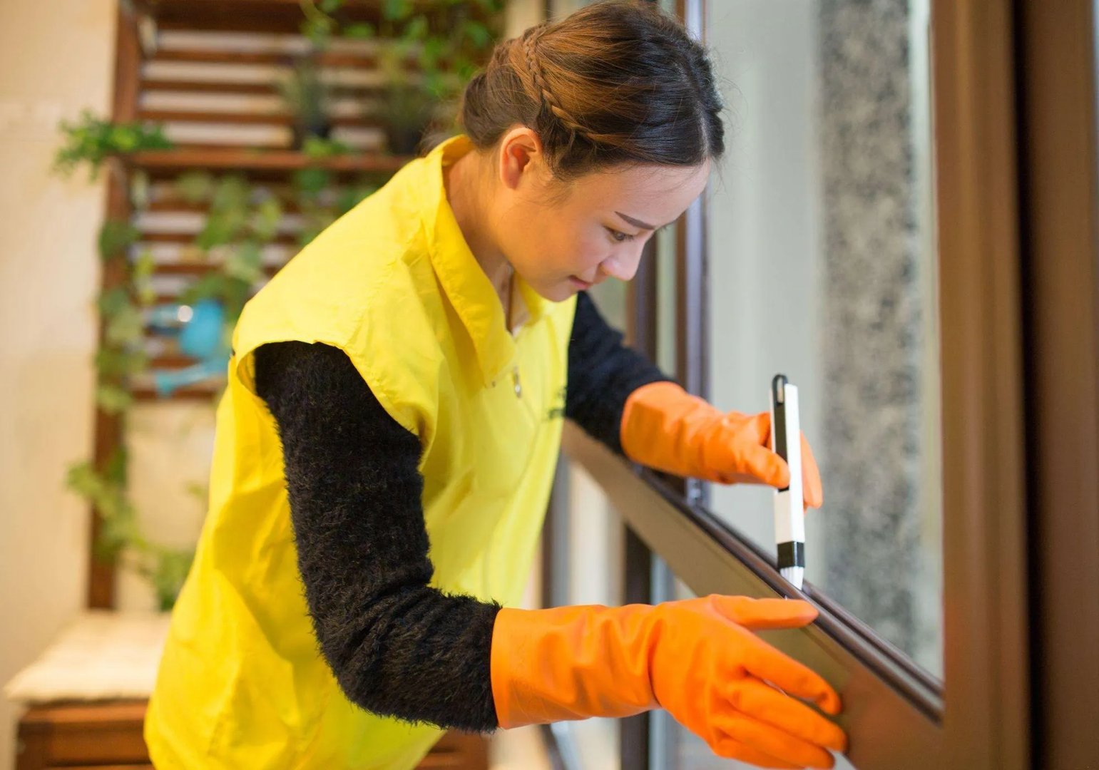 家庭保洁服务的价格是多少 工作范围包括哪些