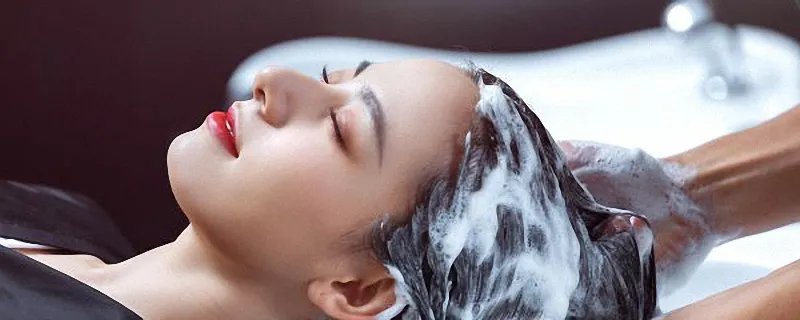 ​梦见洗头发预示什么 ​梦见洗头发的梦境解析