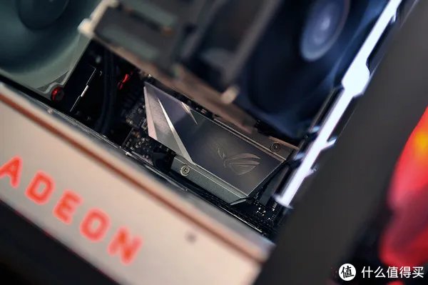 新年新面貌 — 更新布置下电脑桌面上的那些相关设备