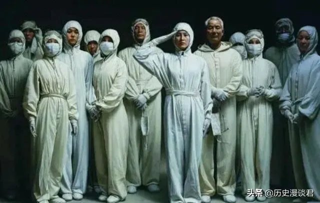 李文亮去世后，为什么各大媒体都有他的事迹？