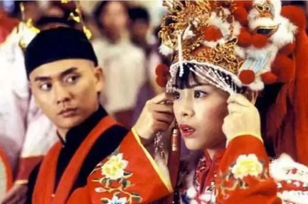 分手多年了，却还是会被张翰郑爽的爱情甜到，你怎么看？