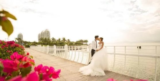 哪里婚纱照照的比较好 拍婚纱照选择哪家比较好