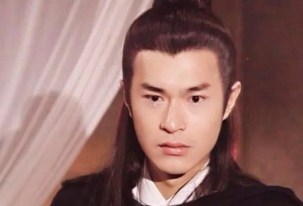 港媒报道古天乐将与萱萱结婚，为什么那么多的明星结婚都很晚？