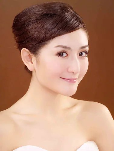 谢娜上跑男遭吐槽敌我不分 跑男收视率完胜全员加速中