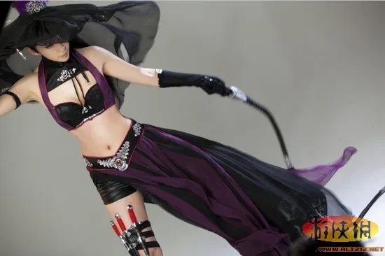 李冰冰代言造型神似小龙女 网友称完爆陈妍希